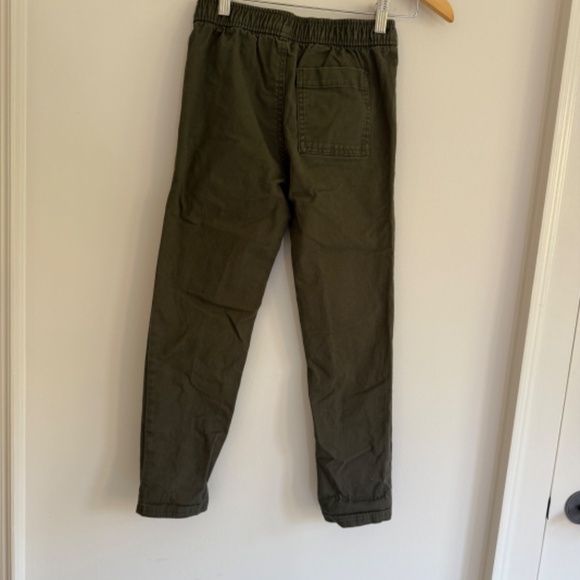 Old Navy Taper Boys Chinos Size M (8) in Olive Green. - Picture 3 of 3